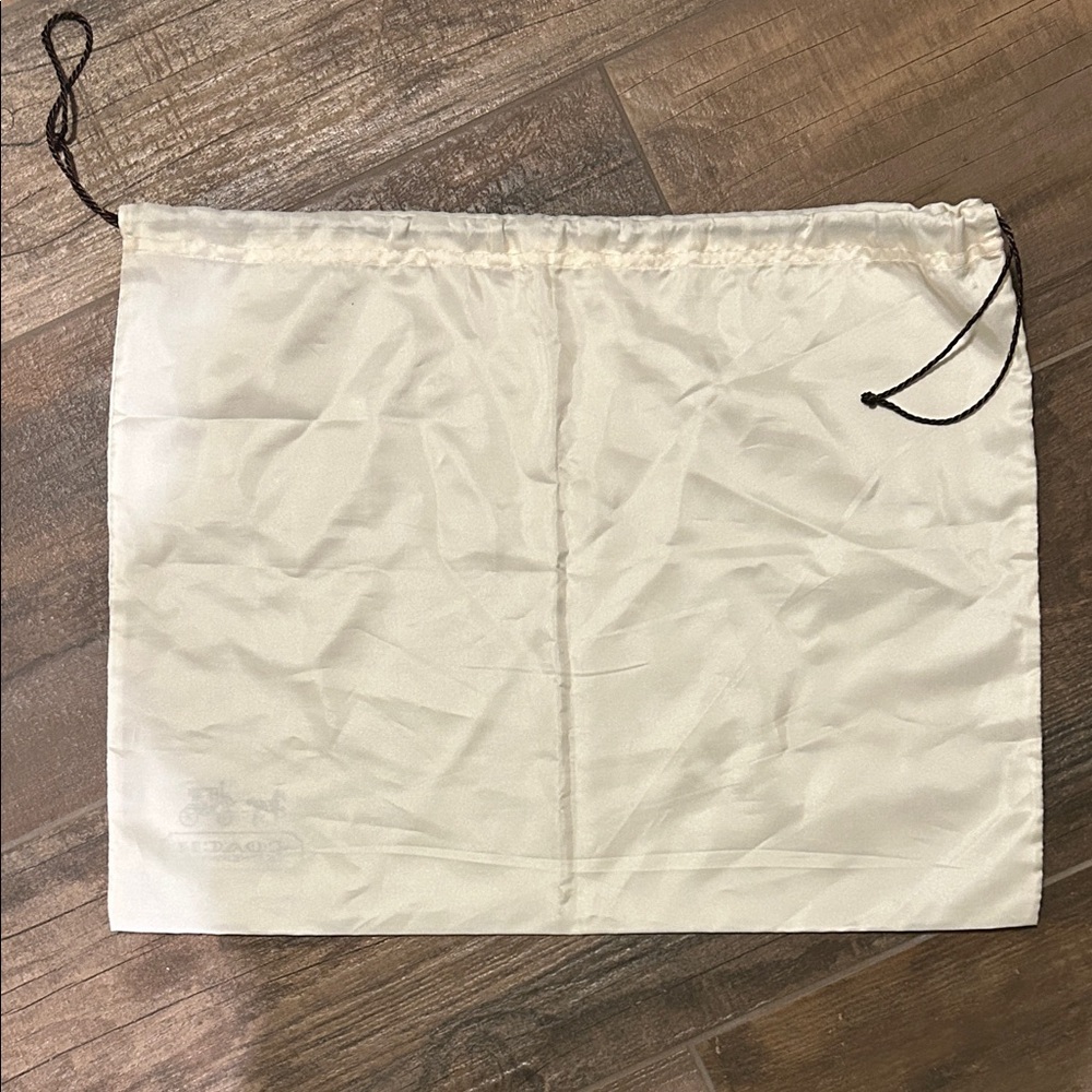 Coach Ivory Storage Pouch - Picture 3 of 3